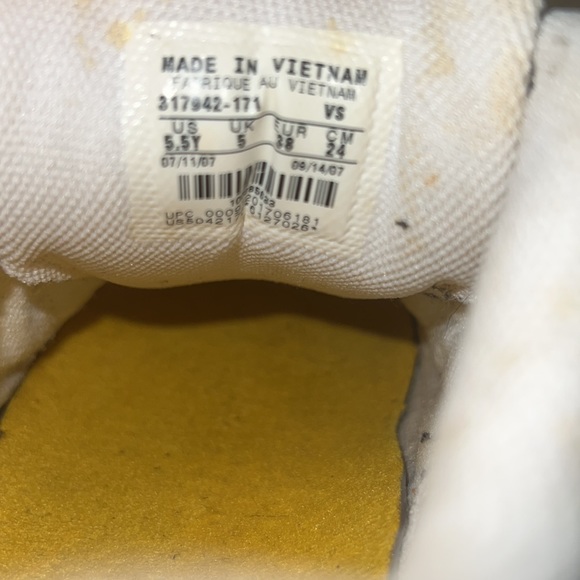 Vintage Nike Air Max 90 Summit White Black Yellow GS Size 5.5 Rare - Picture 13 of 13